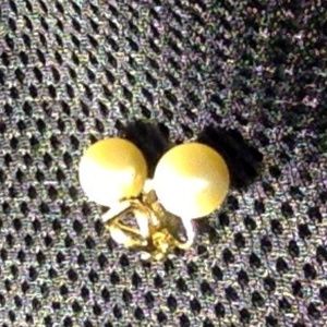 Vintage Faux Pearl Clip On Earrings